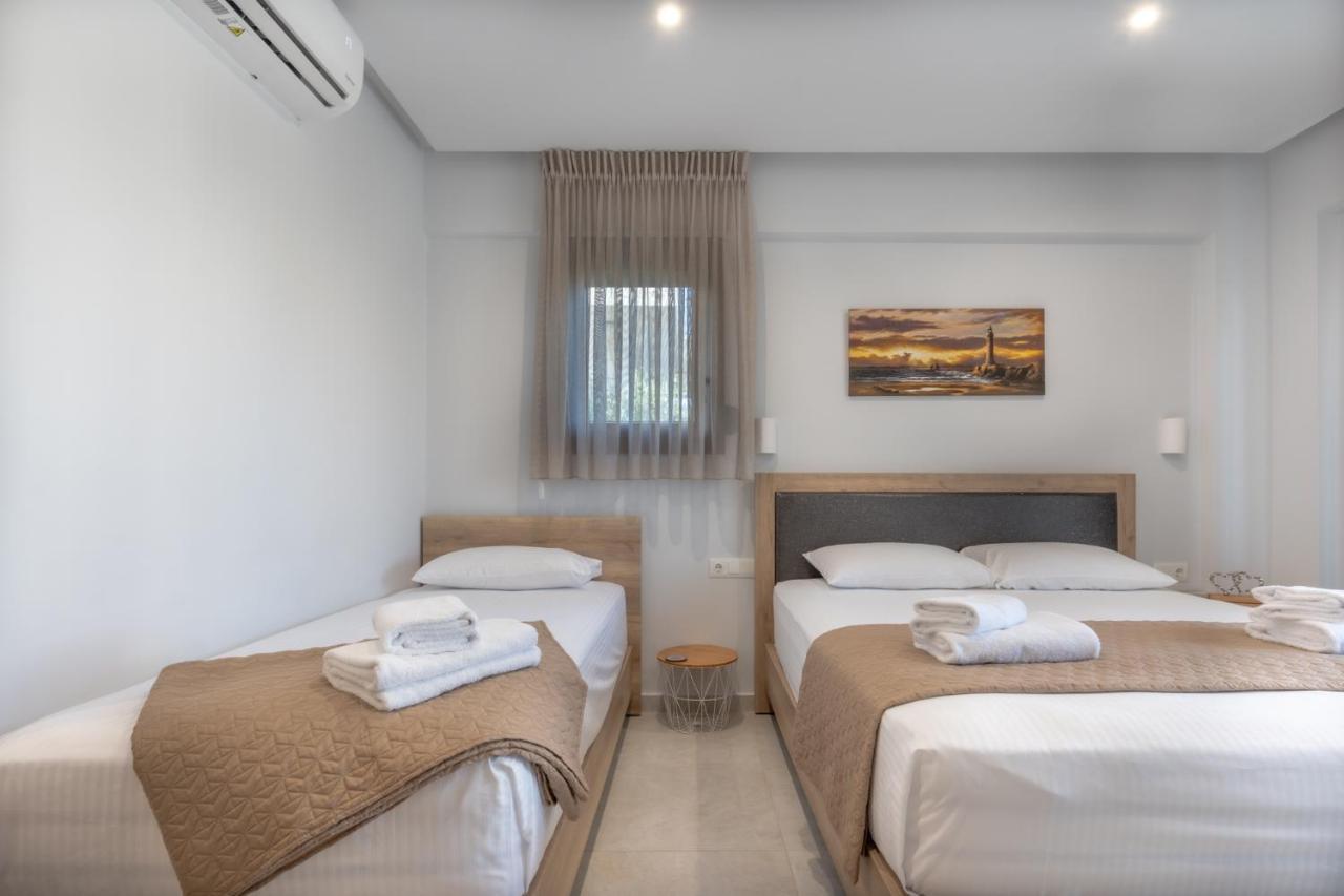 Sunshine Rooms And Suites Nea Vrasna Ngoại thất bức ảnh
