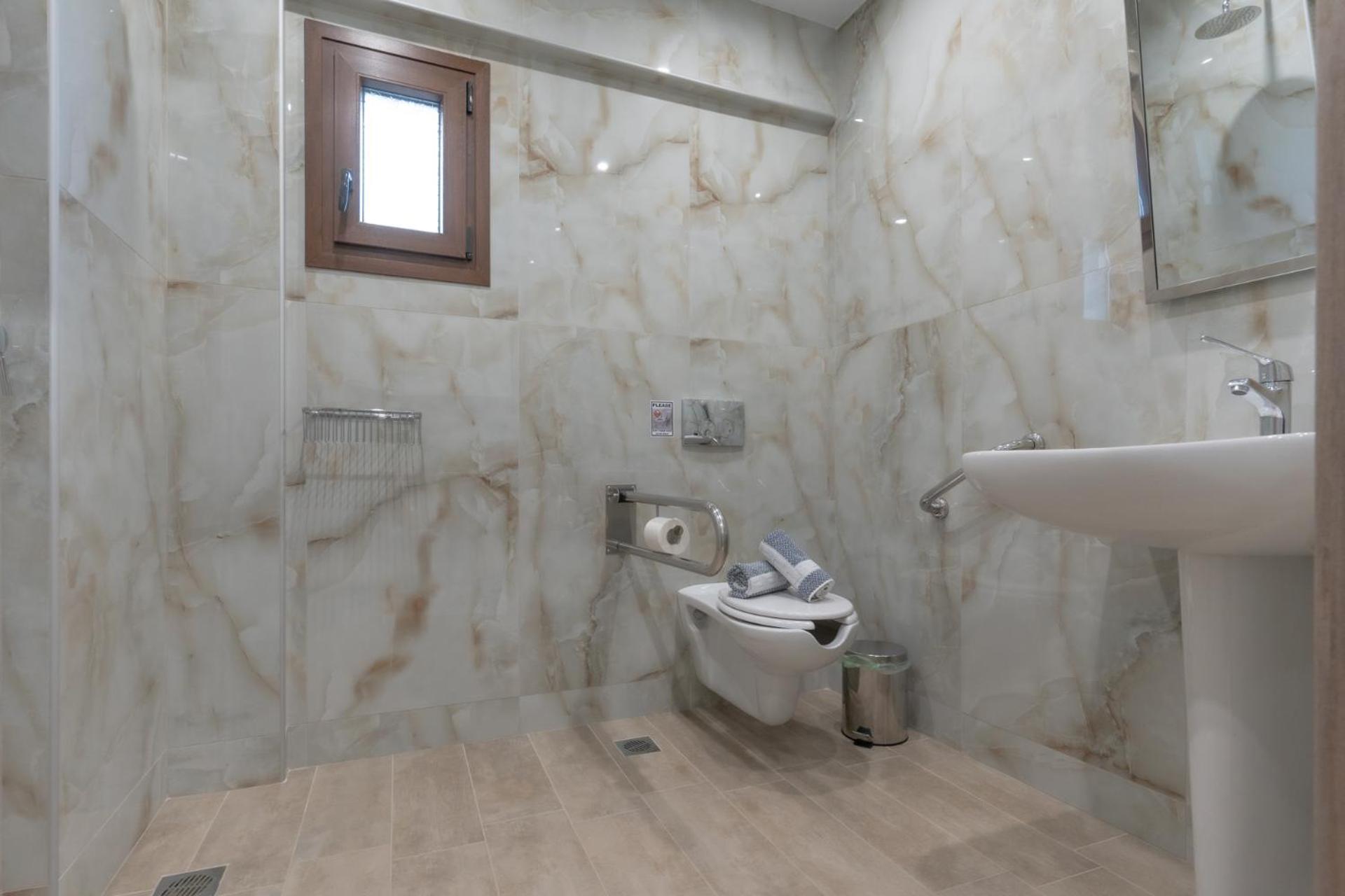 Sunshine Rooms And Suites Nea Vrasna Ngoại thất bức ảnh