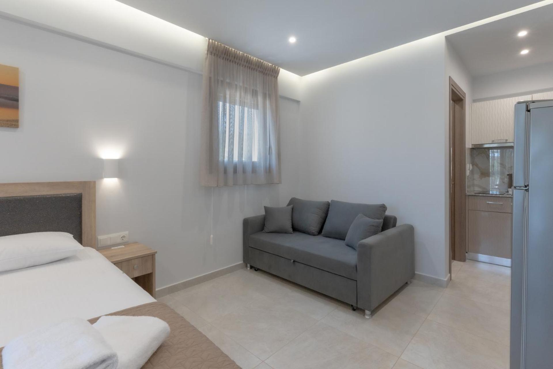 Sunshine Rooms And Suites Nea Vrasna Ngoại thất bức ảnh