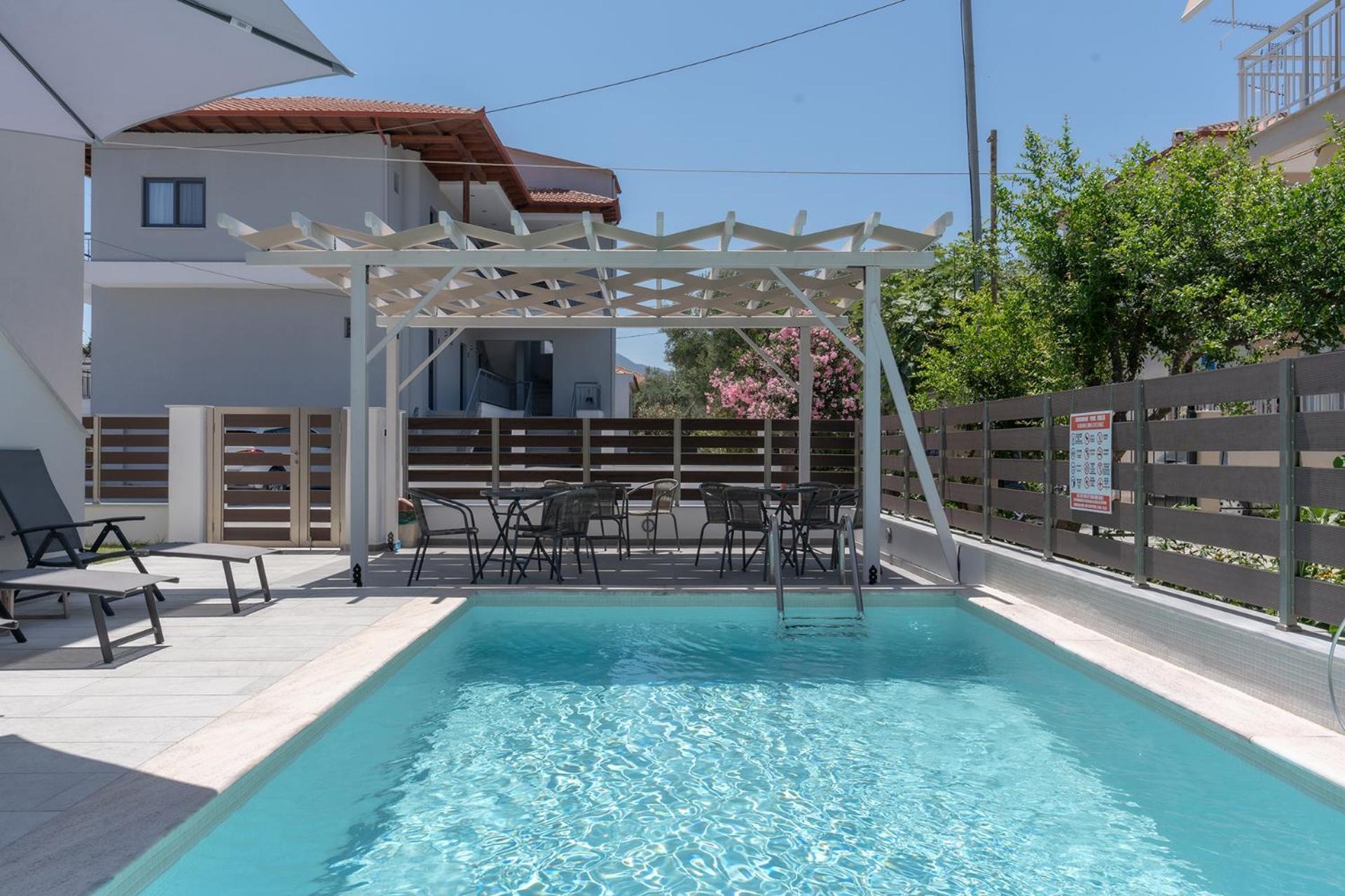 Sunshine Rooms And Suites Nea Vrasna Ngoại thất bức ảnh